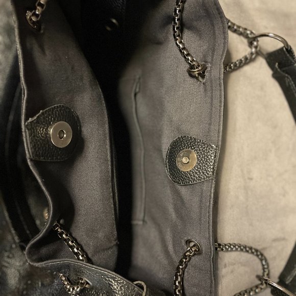 Zapps Skull Bucket Black Leather Shoulder Bag - Picture 9 of 9